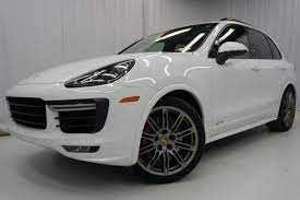 RENT PORSCHE CAYENNE GTS 2021 IN DUBAI-pic_3