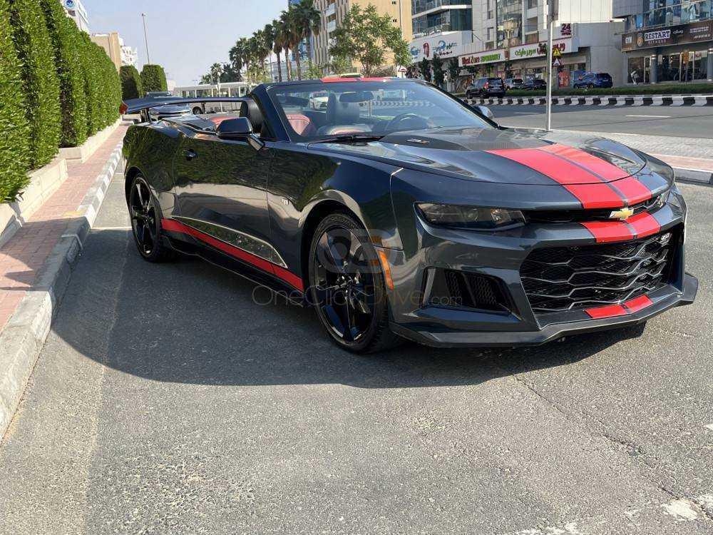 RENT CHEVROLET CAMARO ZL1 CONVERTIBLE V8 2019 IN DUBAI-pic_5