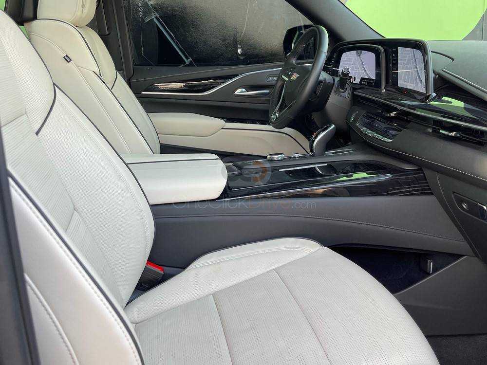 RENT CADILLAC ESCALADE PLATINUM SPORT 2022 IN DUBAI-pic_6