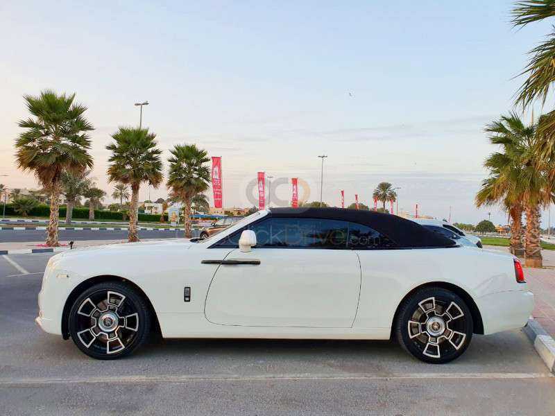 RENT ROLLS ROYCE DAWN 2017 IN DUBAI-pic_1