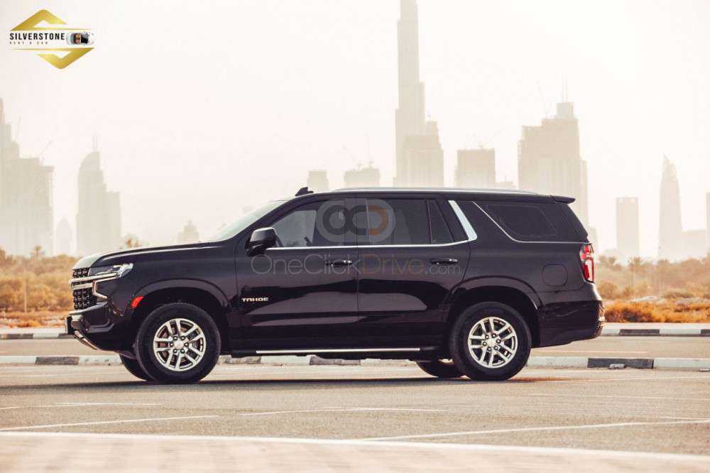 RENT CHEVROLET TAHOE LT 2021 IN DUBAI-pic_2