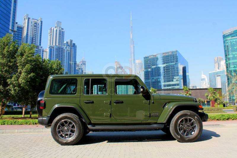 RENT JEEP WRANGLER 80TH ANNIVERSARY LIMITED EDITION 2021 IN DUBAI-pic_3