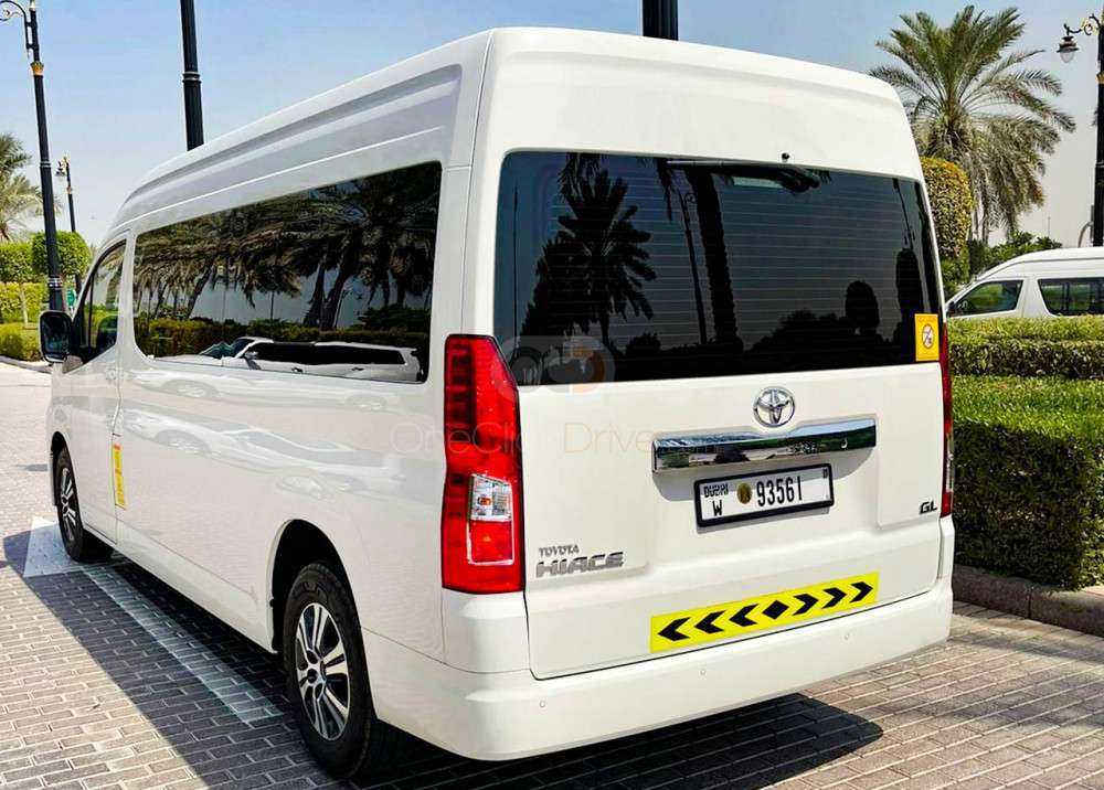 RENT TOYOTA HIACE 13 SEATER 2021 IN DUBAI-pic_3