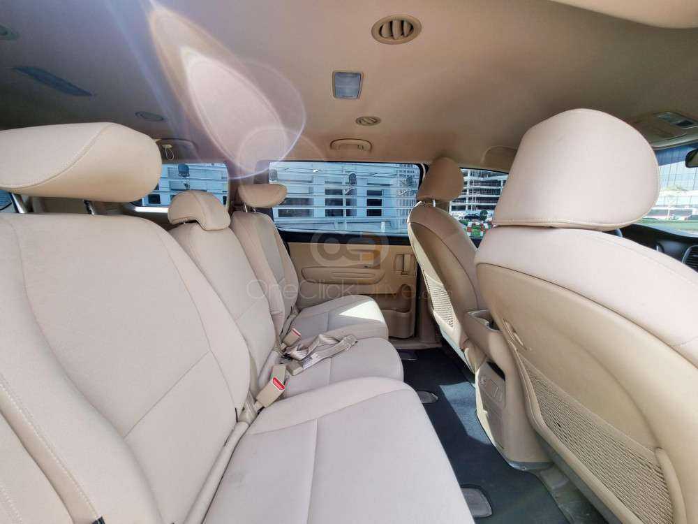 RENT KIA CARNIVAL 2020 IN DUBAI-pic_1