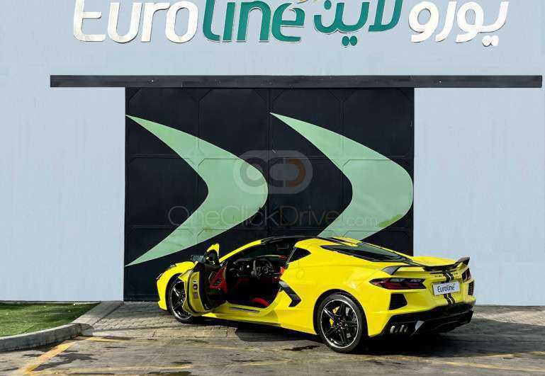 RENT CHEVROLET CORVETTE STINGRAY C8 2022 IN DUBAI-pic_5