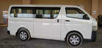 RENT TOYOTA HIACE 13 SEATER 2014 IN DUBAI-pic_2