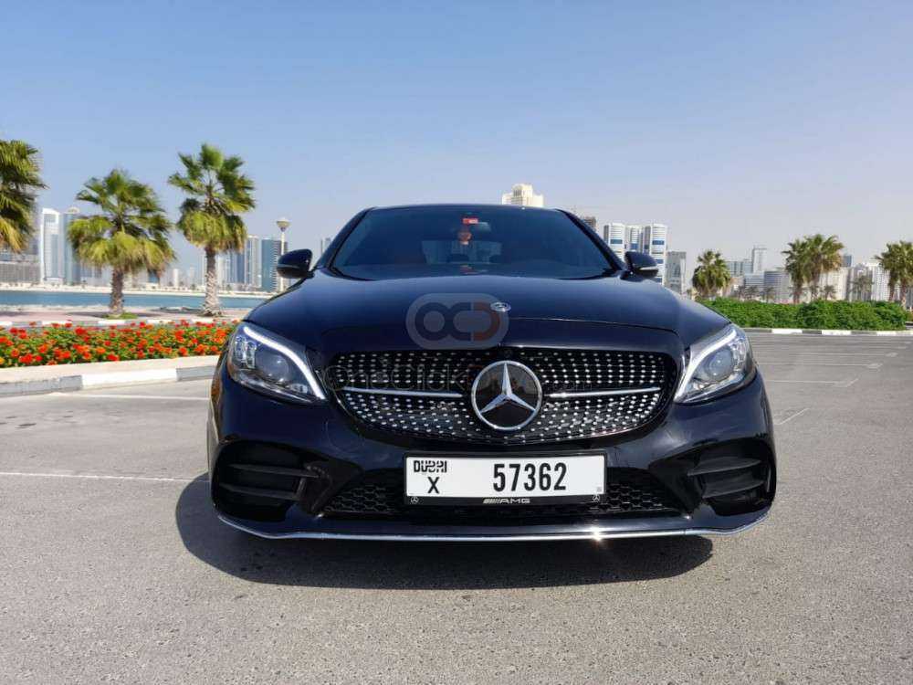 RENT MERCEDES BENZ C300 2018 IN DUBAI-pic_3