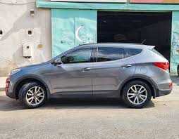 RENT HYUNDAI SANTA FE 2017 IN DUBAI-pic_4