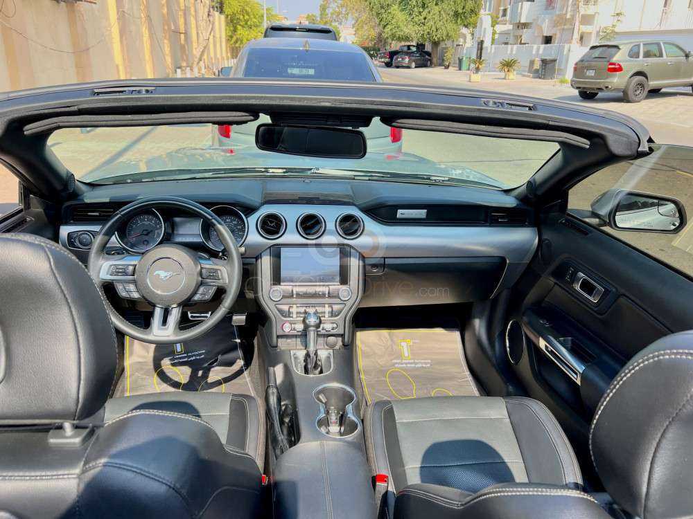 RENT FORD MUSTANG ECOBOOST CONVERTIBLE V4 2020 IN DUBAI-pic_6