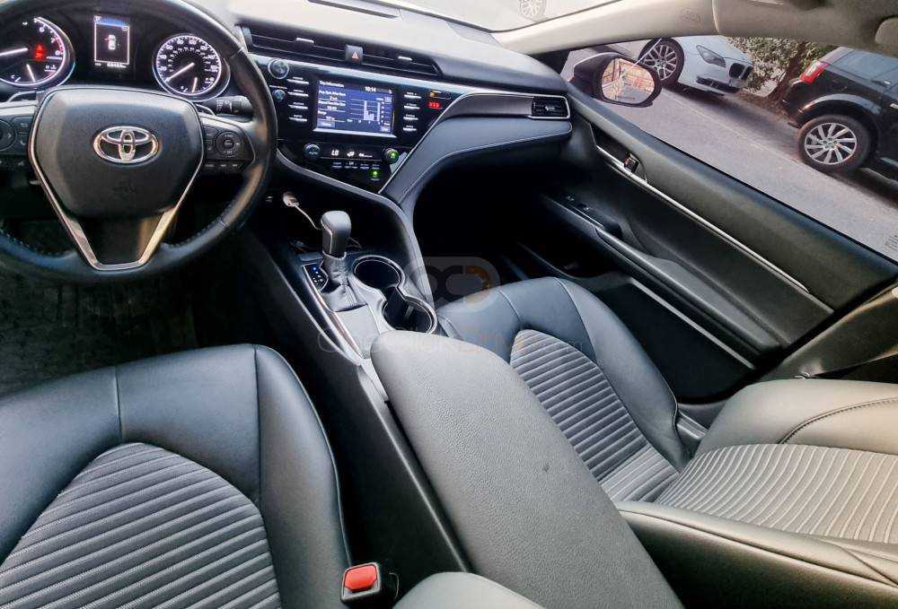 RENT TOYOTA CAMRY 2018 IN DUBAI-pic_2