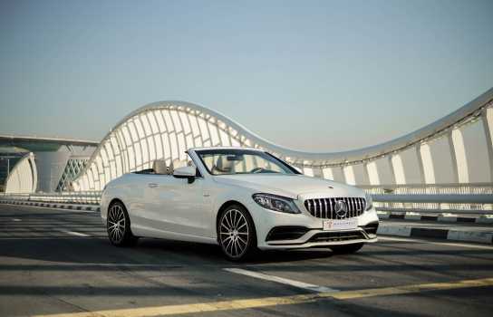 RENT MERCEDES BENZ GLC 300 2018 IN DUBAI-pic_2