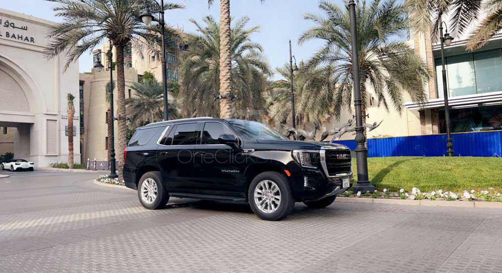 RENT GMC YUKON 2022 IN DUBAI-pic_2