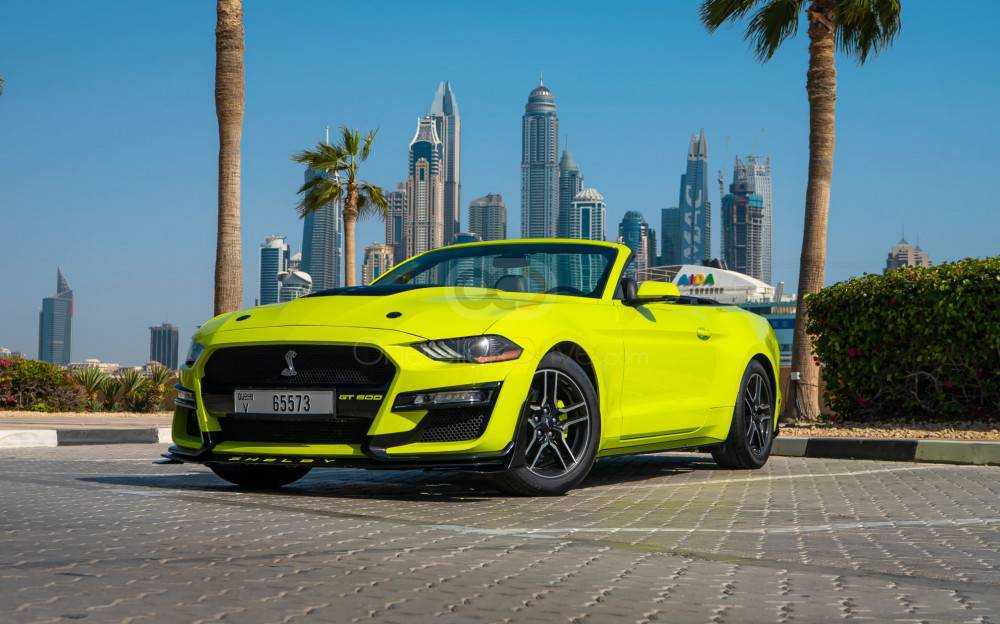 Rent Ford Mustang Shelby GT500 Kit Convertible V4 in Dubai-pic_1