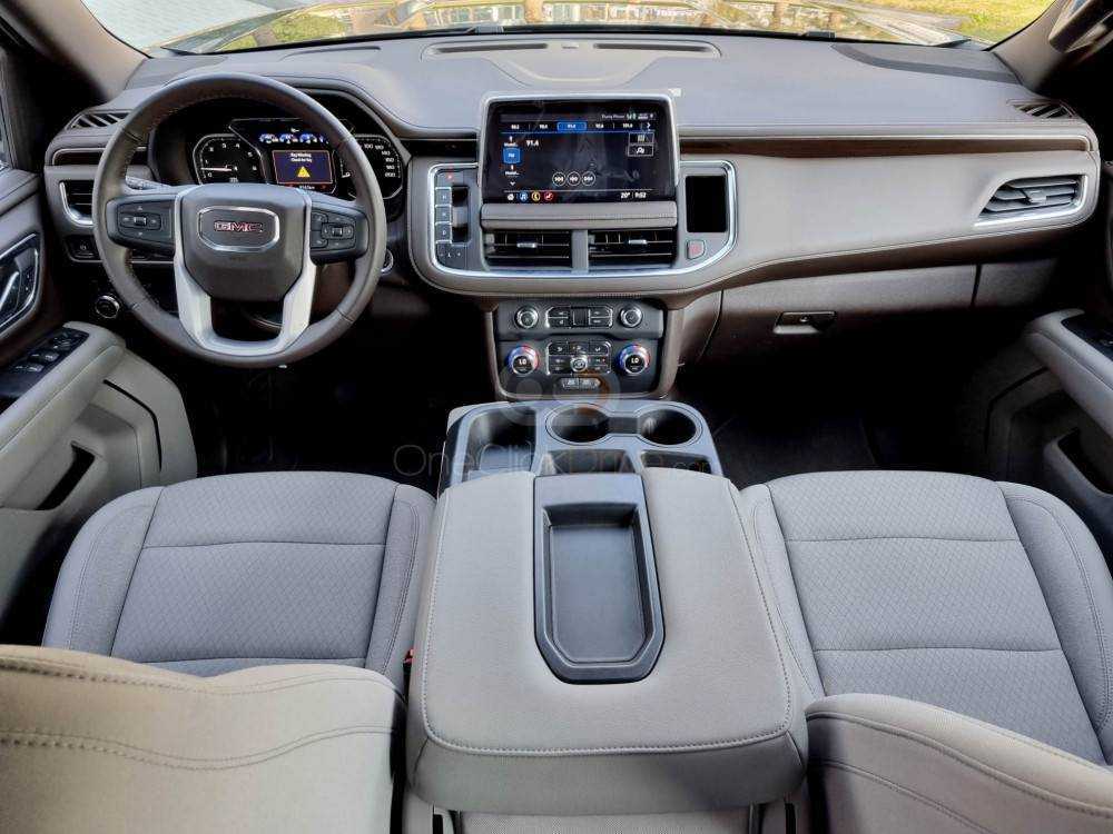 RENT GMC YUKON 2021 IN DUBAI-pic_4