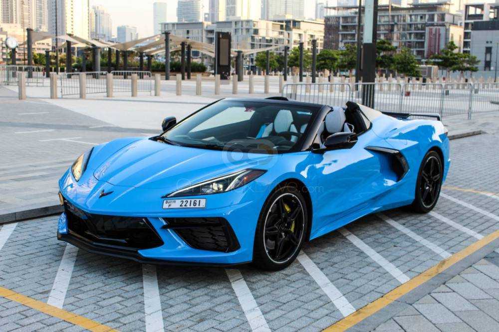 RENT CHEVROLET CORVETTE GRAND SPORT C8 2022 IN DUBAI-pic_1