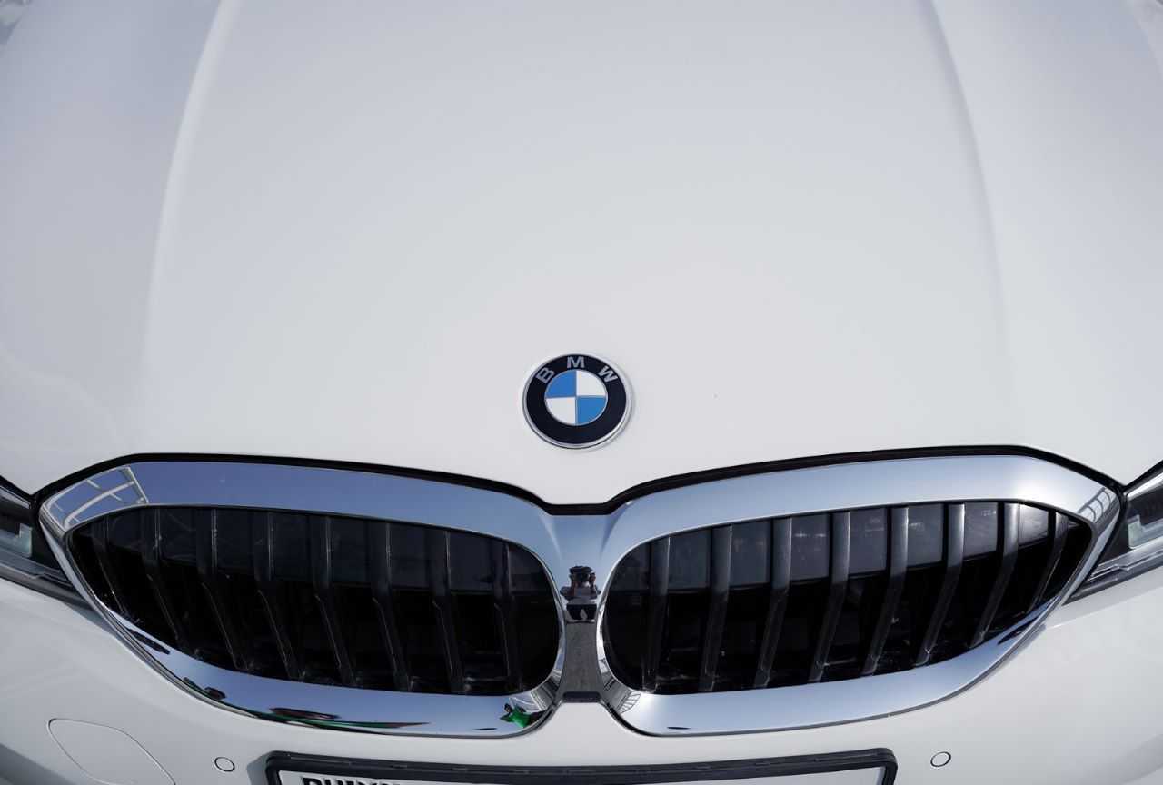 BMW 320 i 2021-pic_3