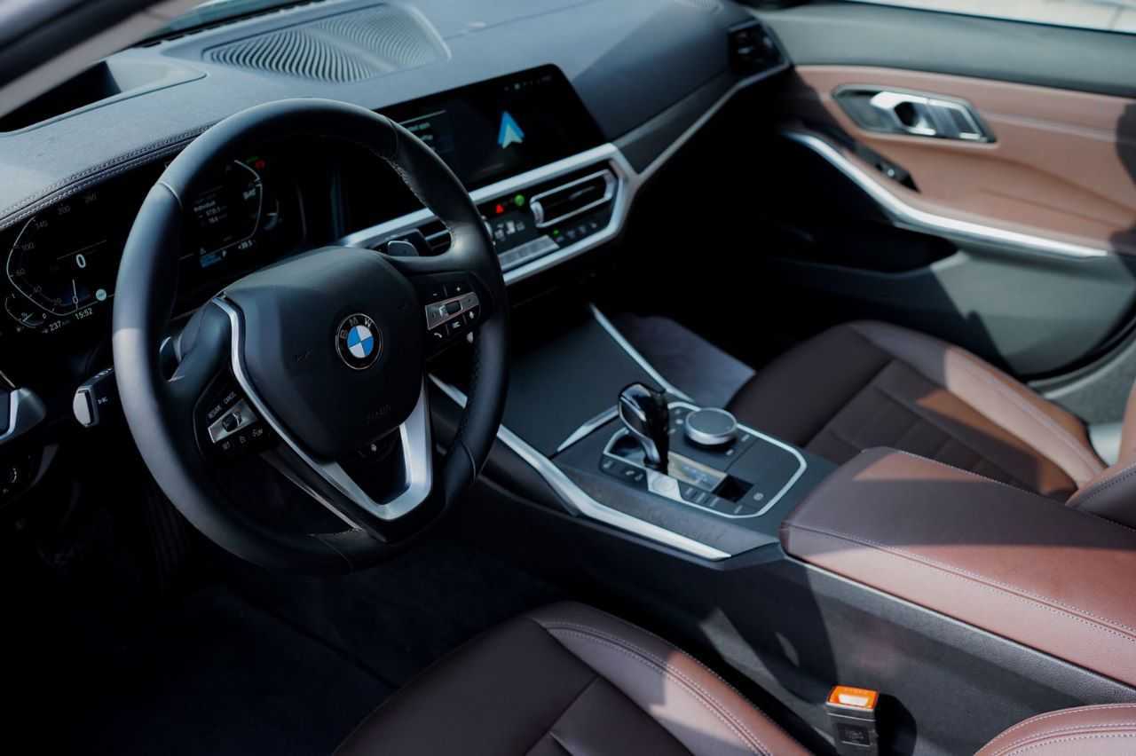 BMW 320 i 2021-pic_4