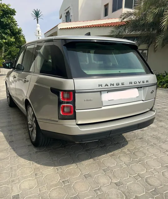 Land Rover Range Rover Vogue 2019 in Dubai-pic_2