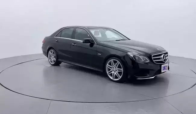 MERCEDES E300 2021-pic_3