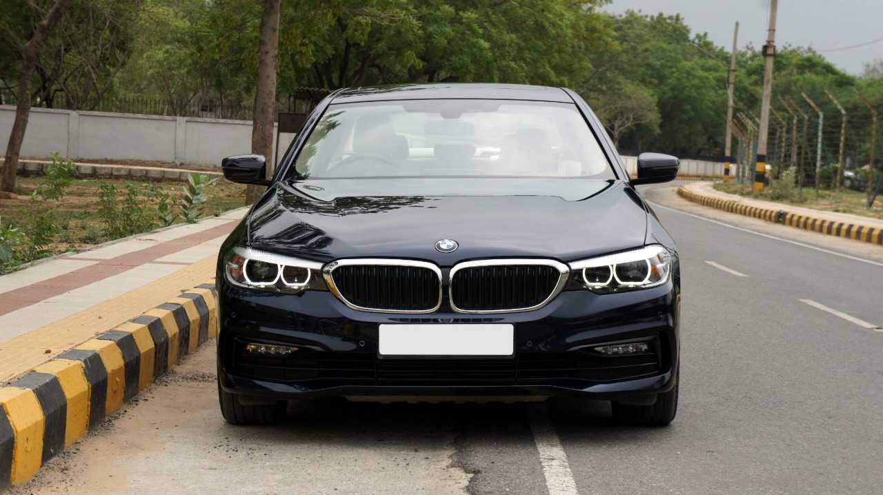 RENT BMW 520I 2019 IN DUBAI-pic_1