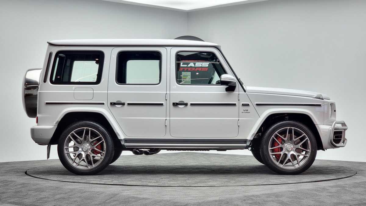 RENT MERCEDES BENZ AMG G63 2021 IN DUBAI-pic_3