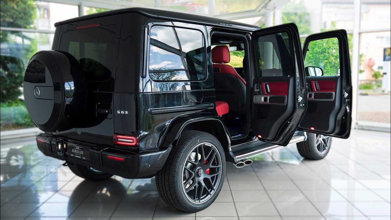 Mercedes Benz G63 AMG 2023 Black-Red New-pic_4