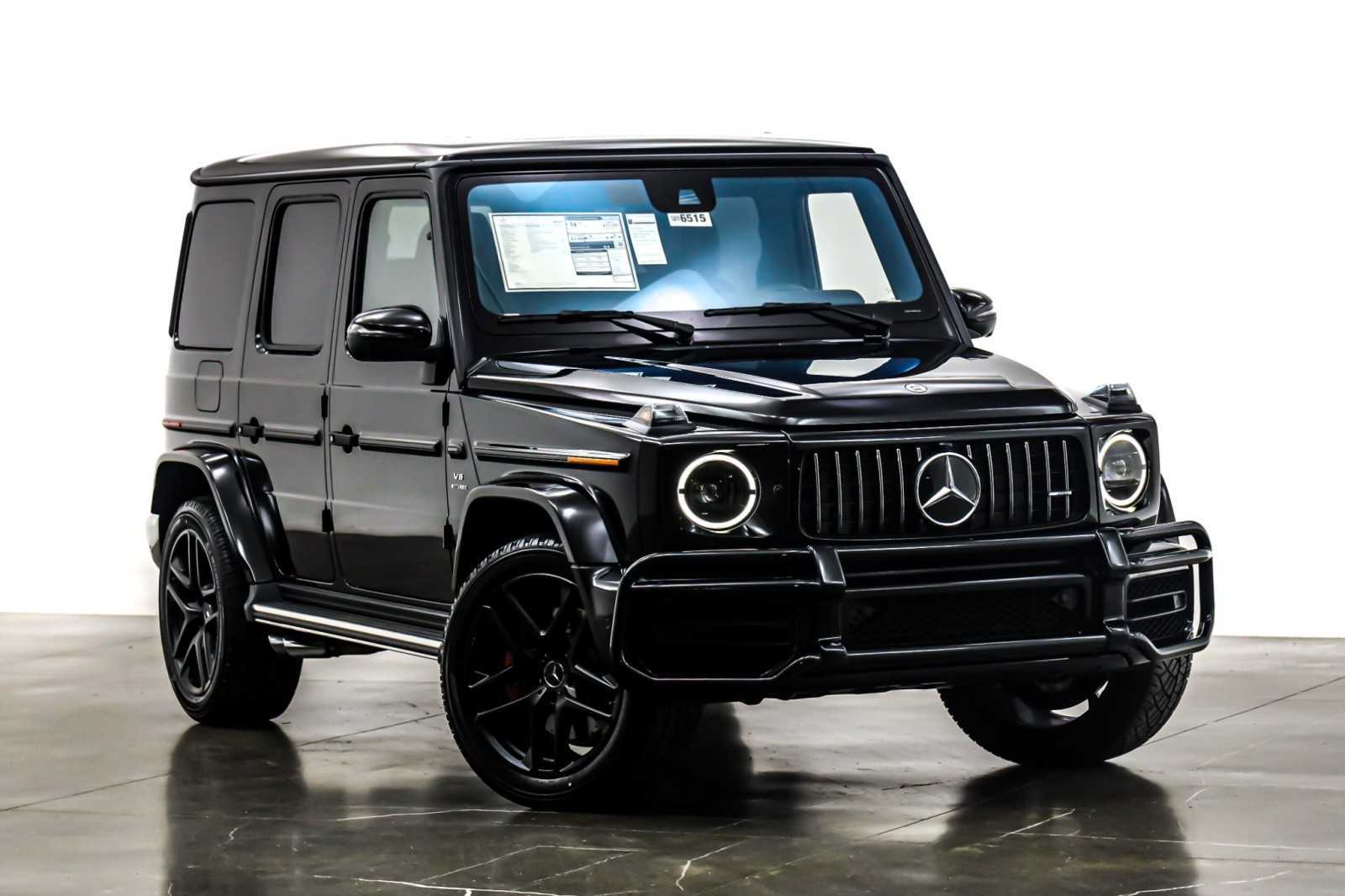 Mercedes Benz G63 AMG 2023 Black-Red New-pic_2