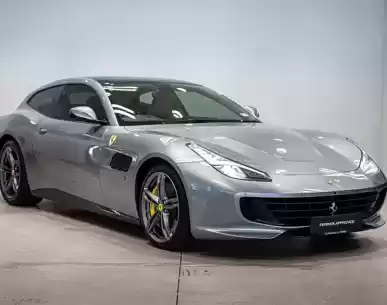 Ferrari GTC4Lusso T V8 2019 Grey-Tan-pic_2