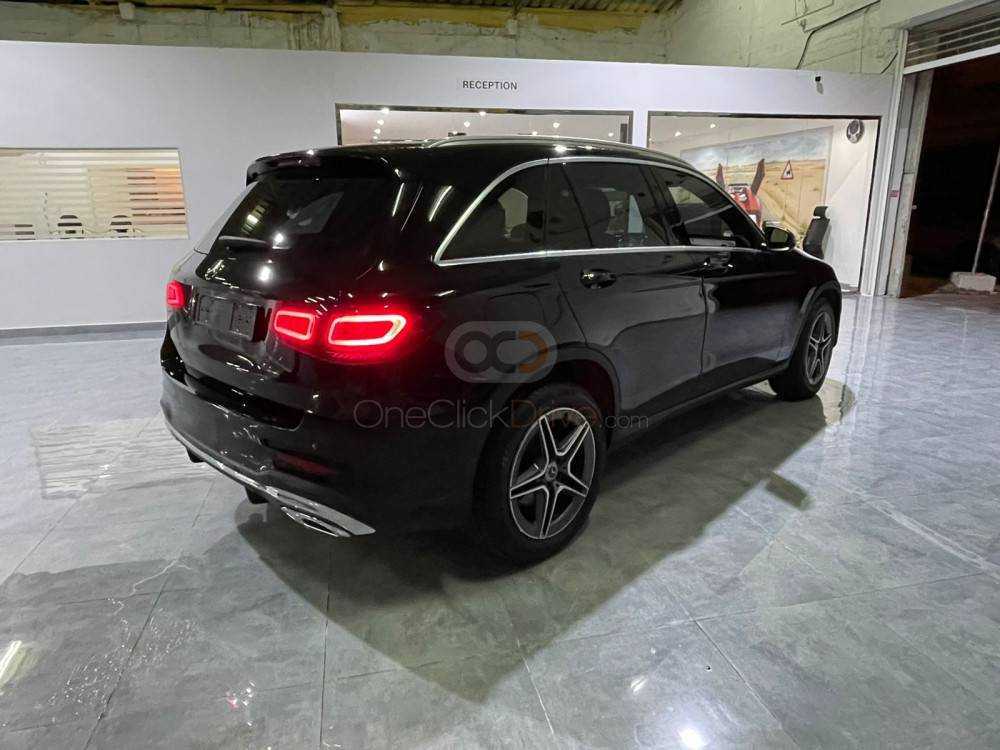 RENT MERCEDES BENZ GLC 200 2022 IN DUBAI-pic_3