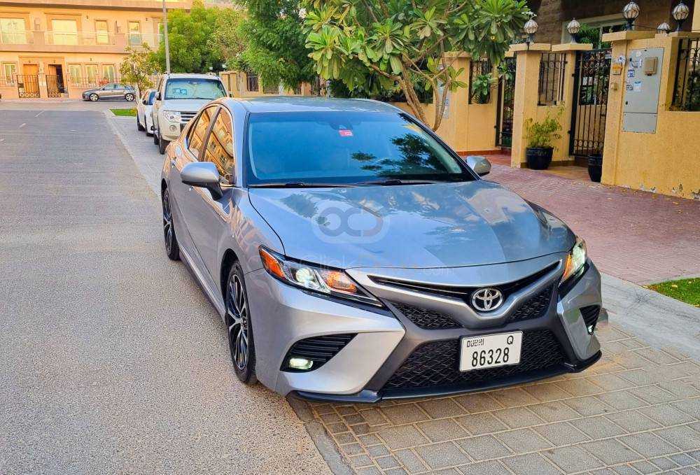 RENT TOYOTA CAMRY 2018 IN DUBAI-pic_5