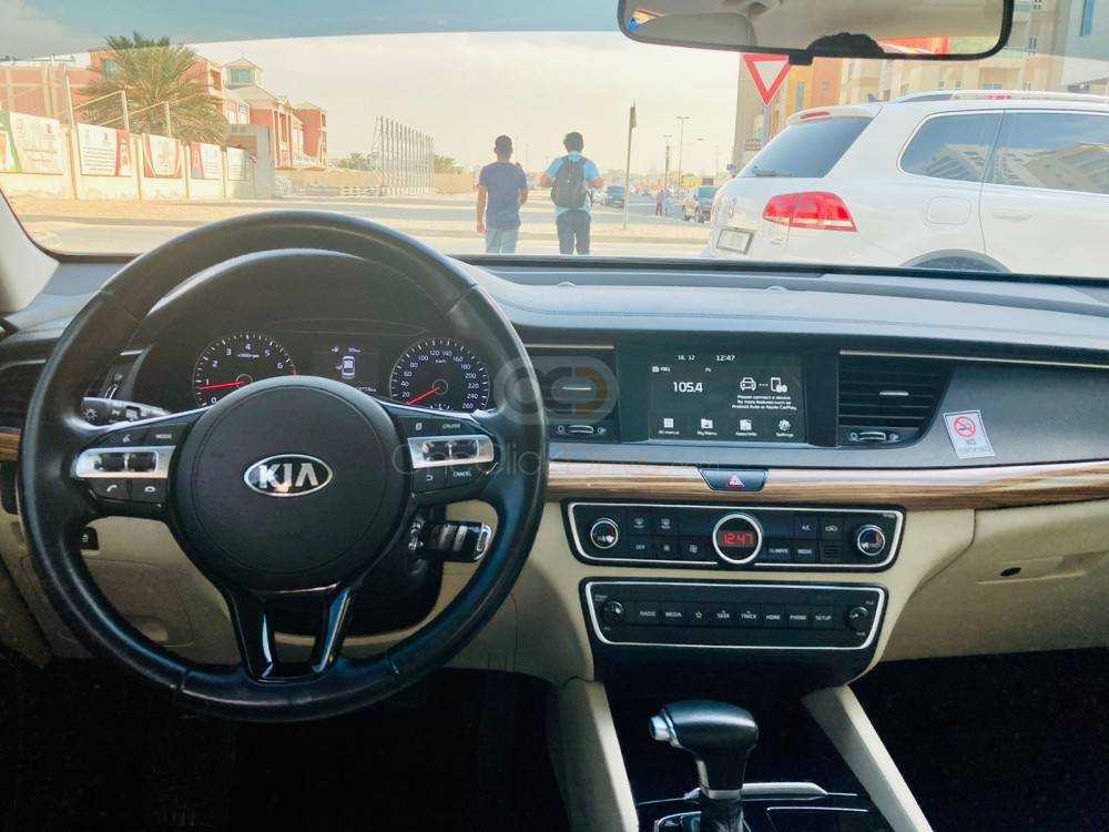 RENT KIA CADENZA 2019 IN DUBAI-pic_6