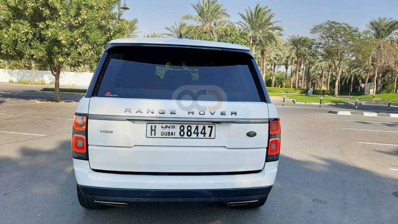 RENT LAND ROVER RANGE ROVER VOGUE SE 2018 IN DUBAI-pic_3