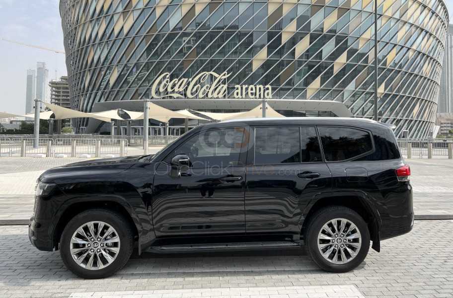 RENT TOYOTA LAND CRUISER GXR V6 2022 IN DUBAI-pic_1