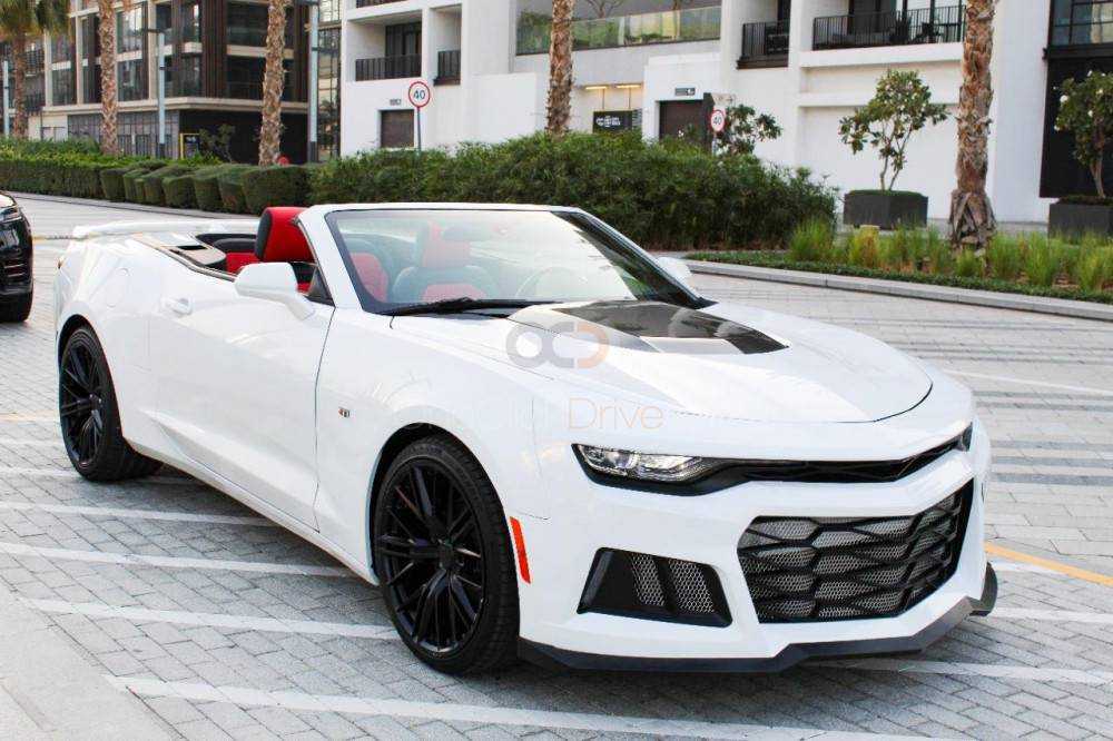 RENT CHEVROLET CAMARO CONVERTIBLE V4 2019 IN DUBAI-pic_1