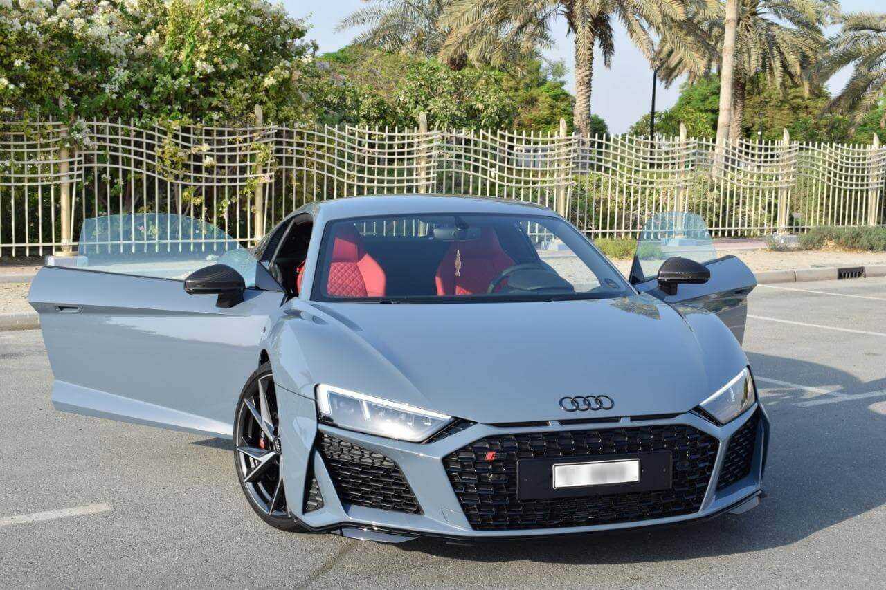 RENT AUDI R8 COUPE V10 2022 IN DUBAI-pic_5