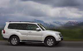 RENT MITSUBISHI PAJERO 2020 IN DUBAI-pic_3