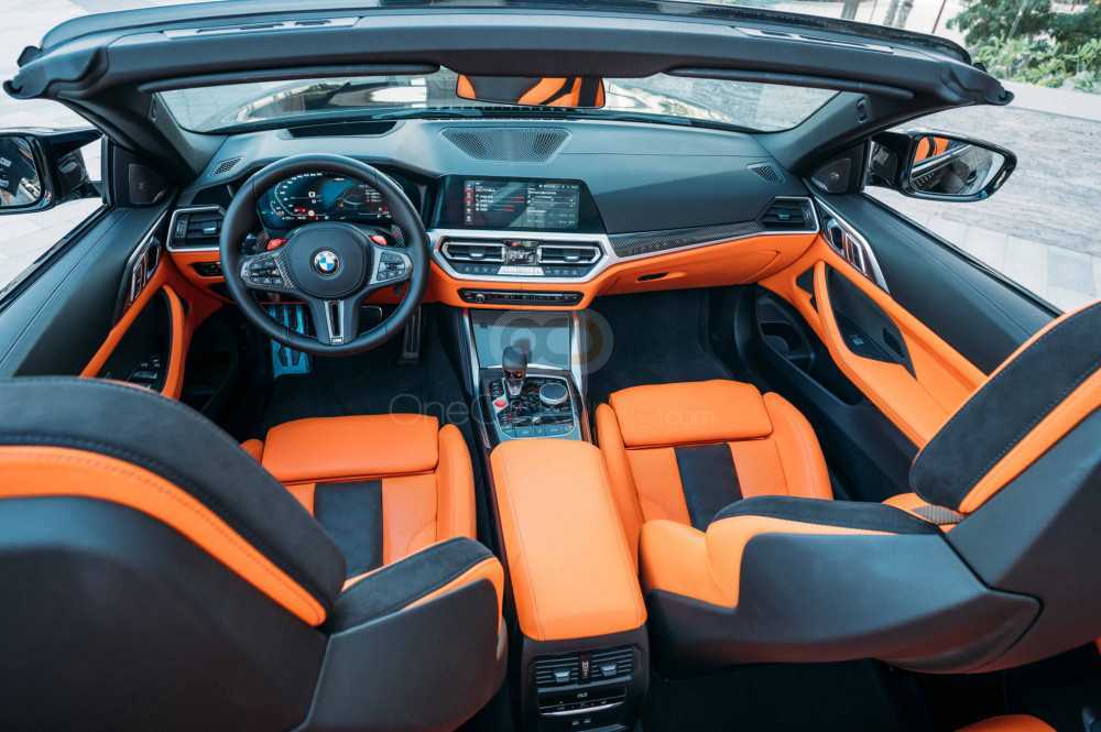 RENT BMW M4 COMPETITION CONVERTIBLE 2022 IN DUBAI-pic_4