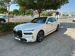 BMW 750 Individual Full Option contract service free up 160000 km-pic_3