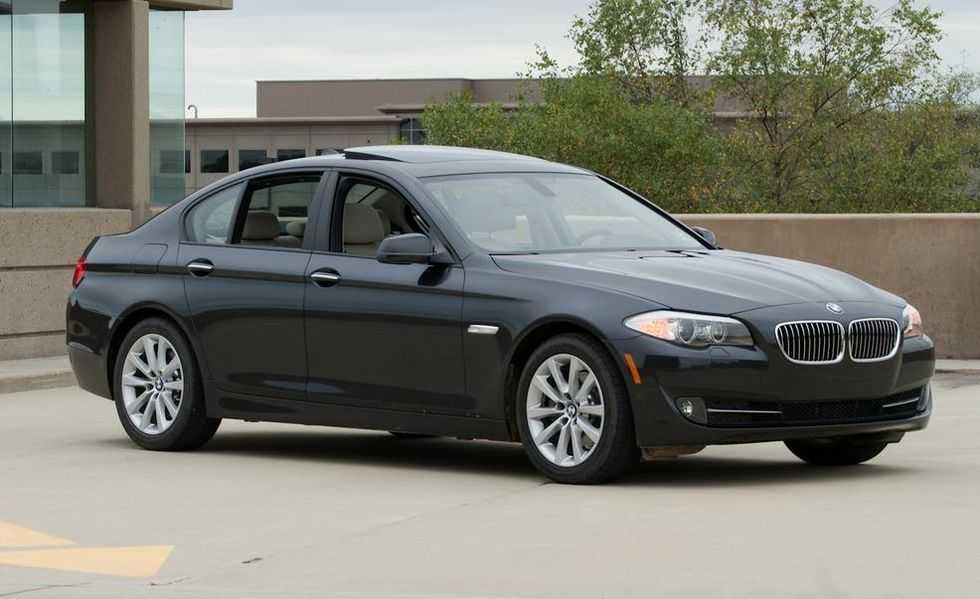 BMW 750Li Luxury 2012 GCC Original Paint-pic_4