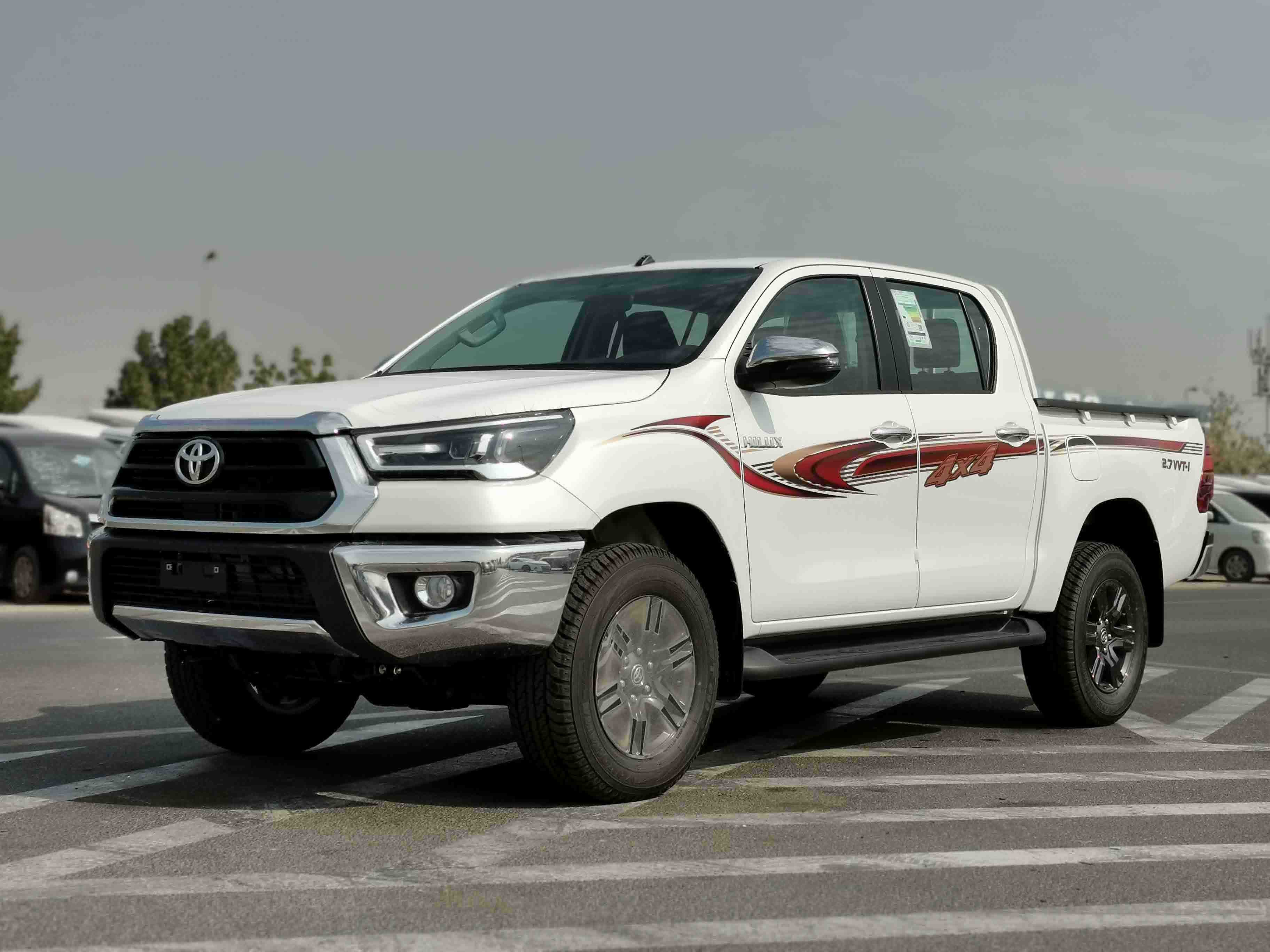 Brand New Toyota Hilux HLX24-LV5 2.4L M/T Diesel | White / Black 2022 | For Export Only-pic_1