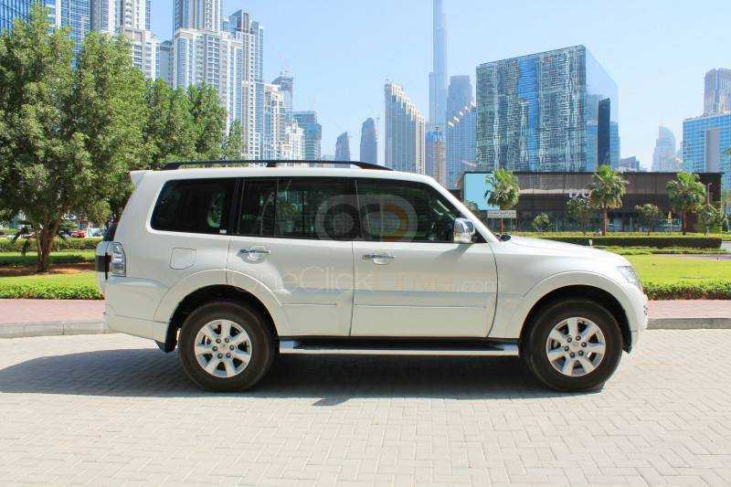 RENT MITSUBISHI PAJERO 2020 IN DUBAI-pic_1