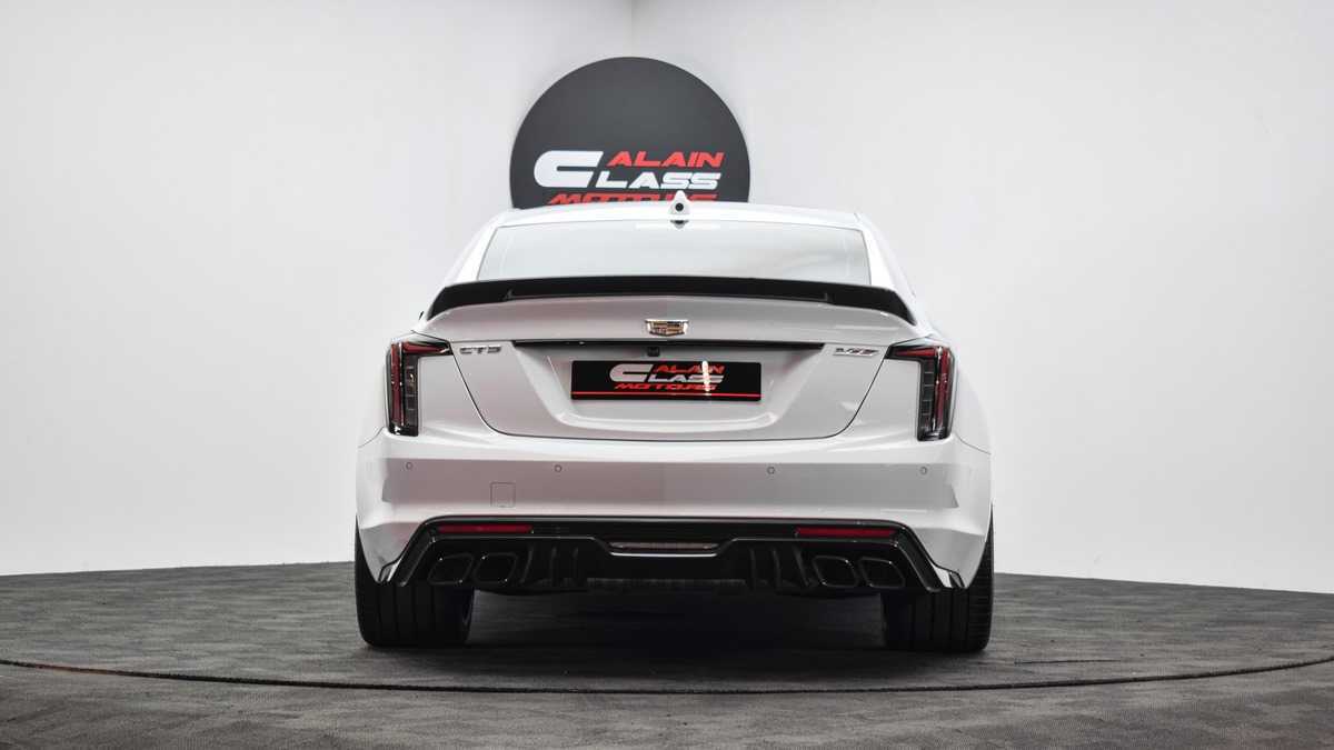 CADILLAC CT5 2020 GCC IN AMAZING CONDITION ONLY 11K KM STILL UNDER WARRANTY AND SERVICE CONTRACT-pic_3