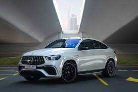 RENT MERCEDES BENZ GLA 250 2019 IN DUBAI-pic_4