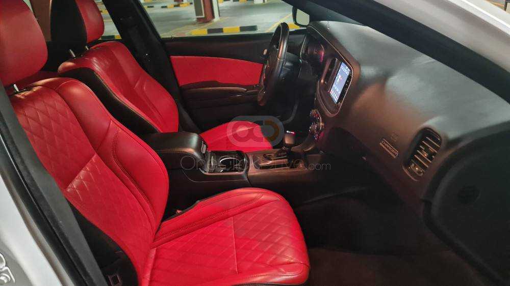 RENT DODGE CHARGER SRT KIT V6 2018 IN DUBAI-pic_4