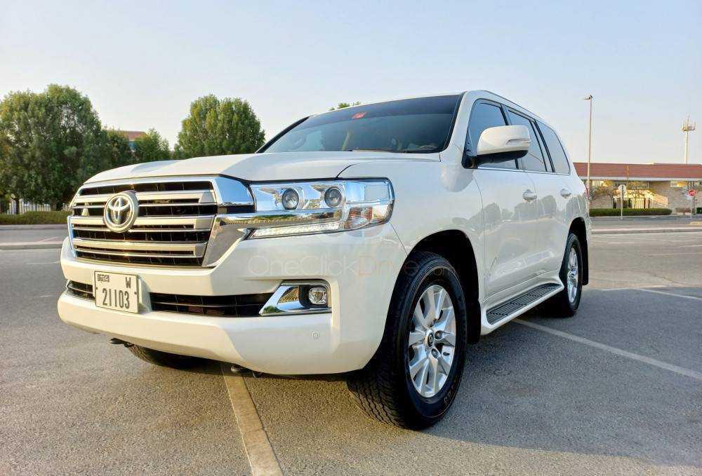 RENT TOYOTA LAND CRUISER EXR V8 2019 IN DUBAI-pic_1