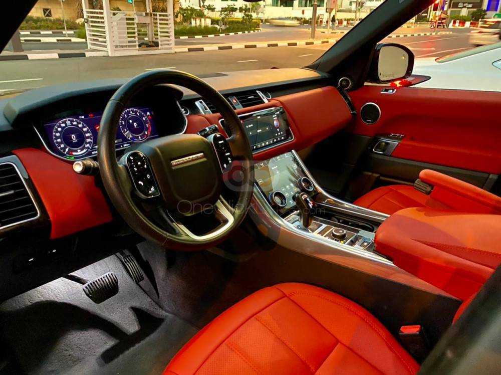 RENT LAND ROVER RANGE ROVER SPORT HSE 2019 IN DUBAI-pic_2