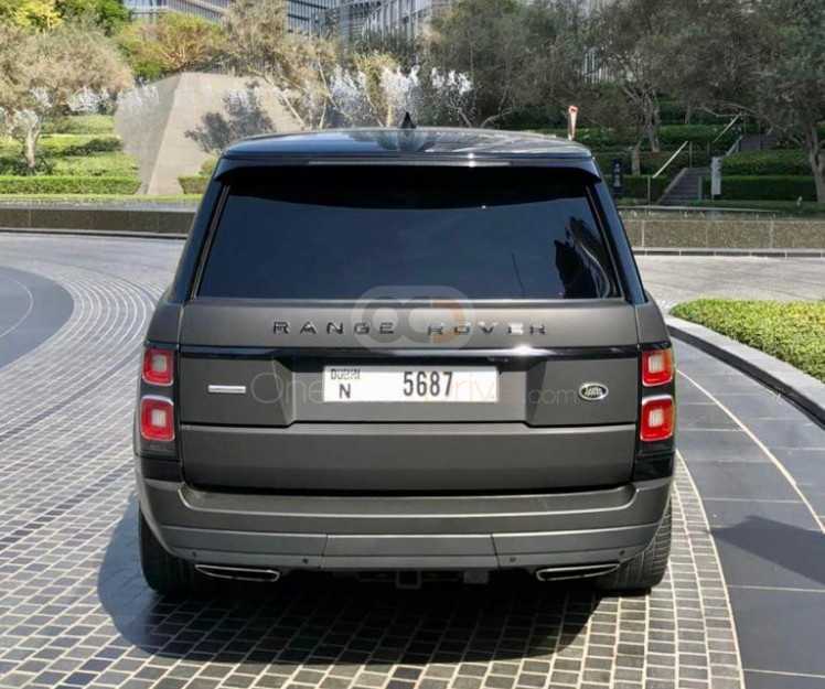 RENT LAND ROVER RANGE ROVER VOGUE SE 2019 IN DUBAI-pic_4