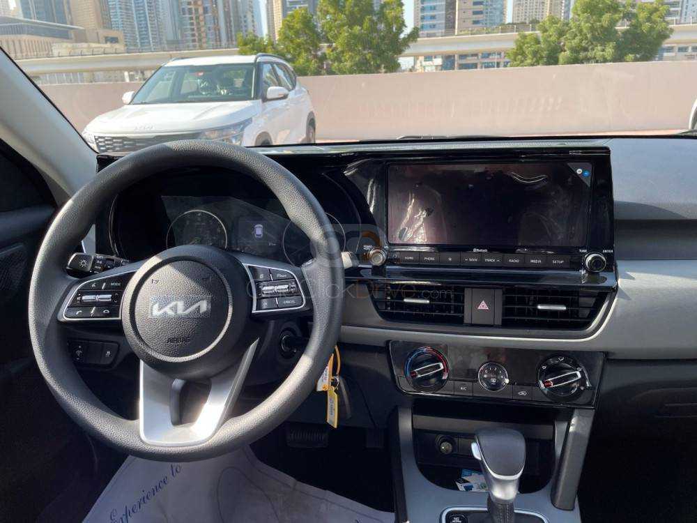 RENT KIA SELTOS 2022 IN DUBAI-pic_5