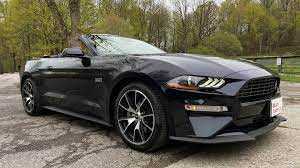 RENT FORD MUSTANG ECOBOOST CONVERTIBLE V4 2019 IN DUBAI-pic_4