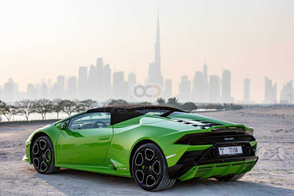 RENT LAMBORGHINI HURACAN EVO SPYDER 2022 IN DUBAI - image 7